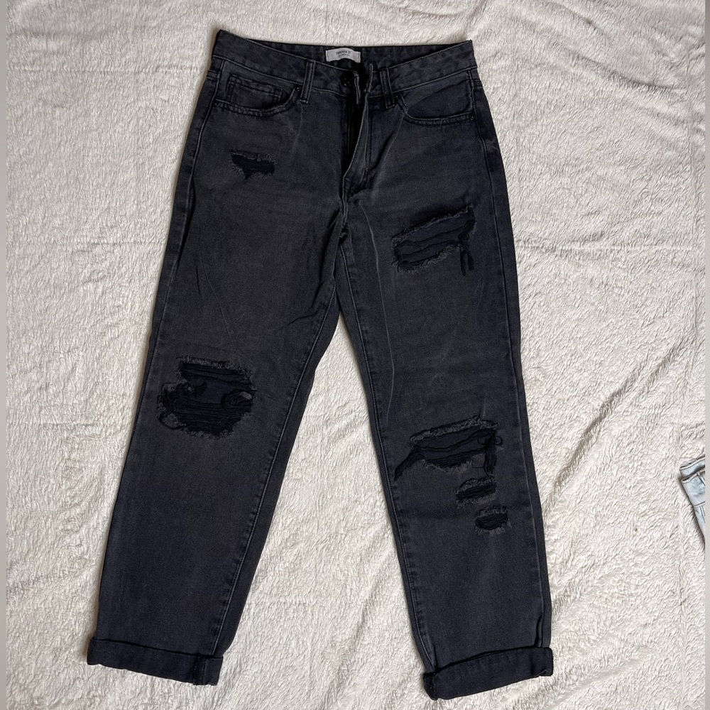 FOREVER21 cropped black high waisted jean